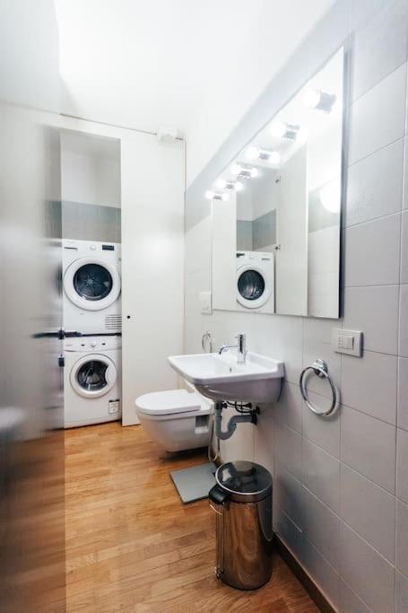 La Casa Di Isa Apartment Lecco Ngoại thất bức ảnh